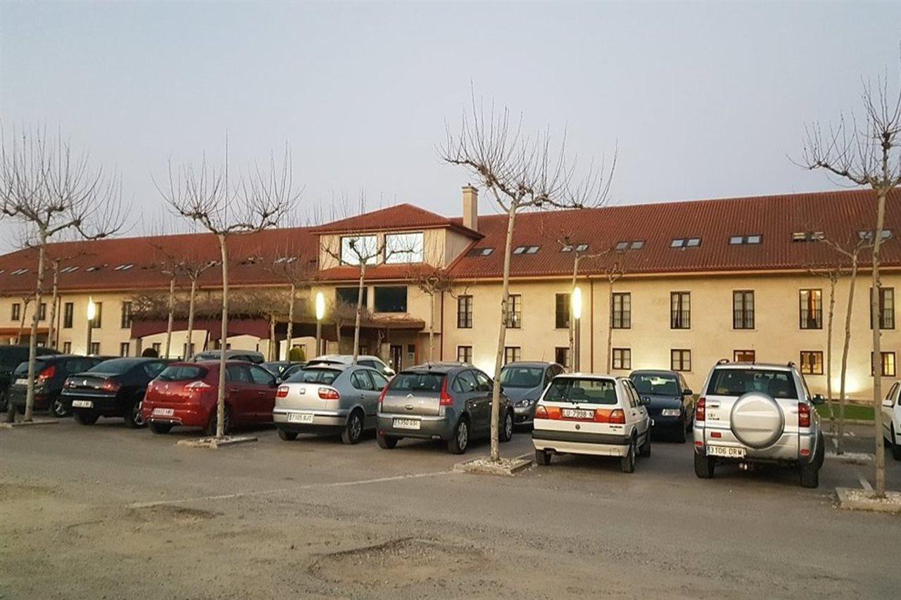 Iberik Augas Santas Balneario & Golf Hotel Pantón Buitenkant foto
