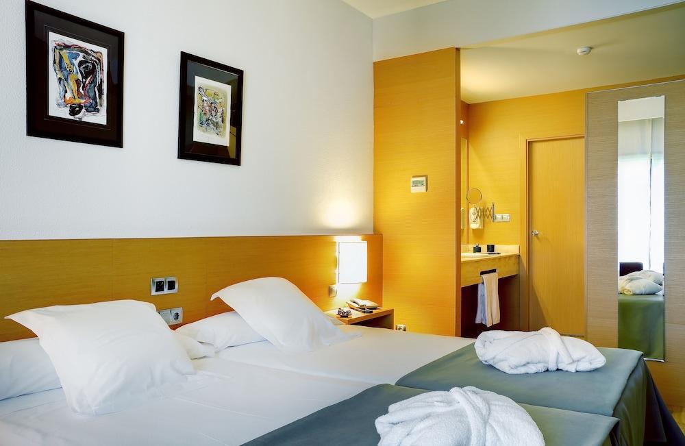 Iberik Augas Santas Balneario & Golf Hotel Pantón Buitenkant foto